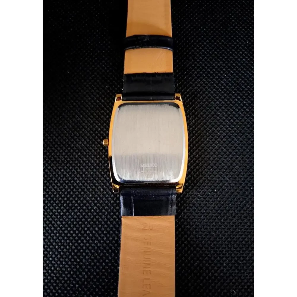 Men's Vintage Seiko Barrel/Tonneau Leather Tank RARE